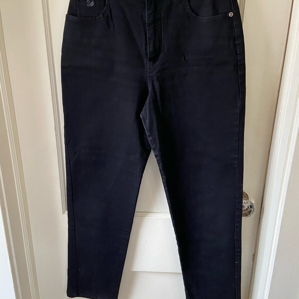 Gloria Vanderbilt Classic Fit Short Black Jeans  Sz 10
